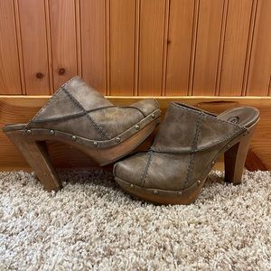 Candies platform clog